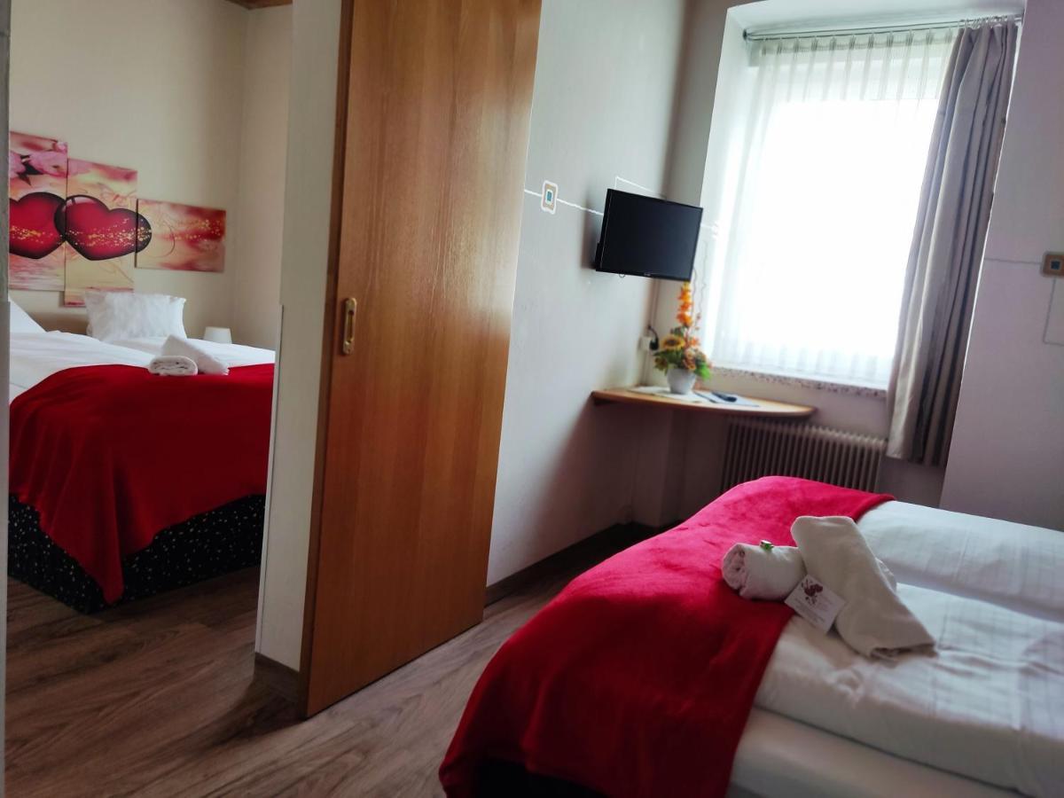 Hotel Kirchenwirt บาด ไคลน์เคิร์ชไฮม์ ภายนอก รูปภาพ